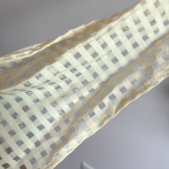 Puff sleeve babydoll top with bow - Picture 4 of 4